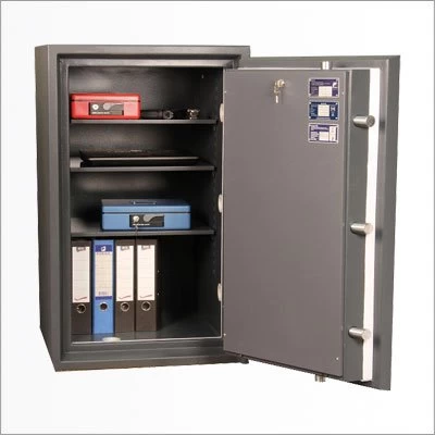 Огневзломостойкий сейф Defender Pro 435 EL+KL